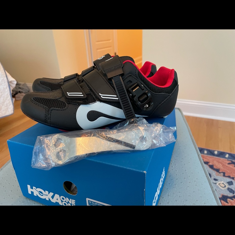 Peloton Bike Shoes Womens 8